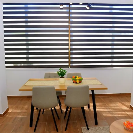 Tina 1 Apartman *